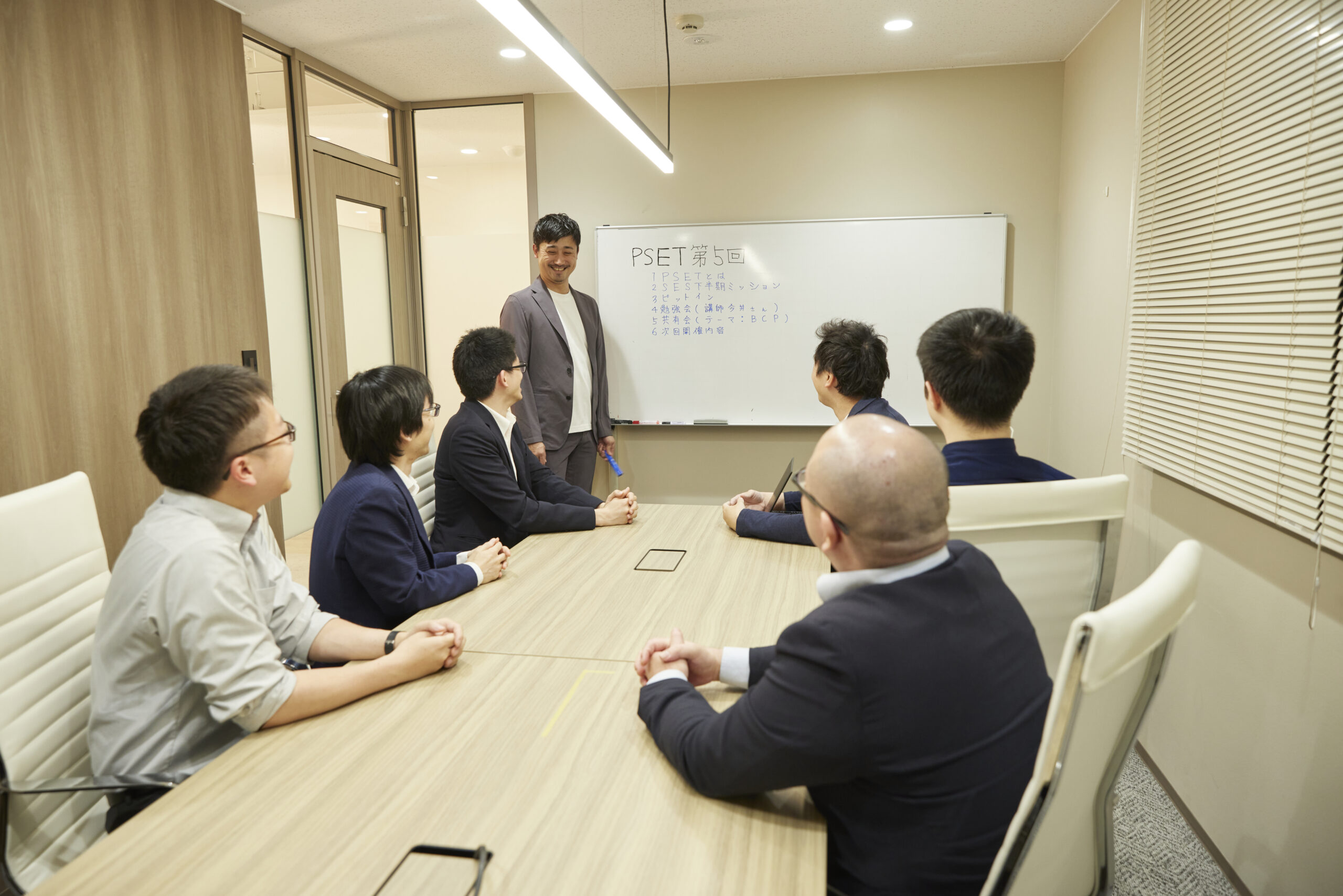 脱一社専任！チームで150社の情シスを担いスキルアップも安心感も手に入れる